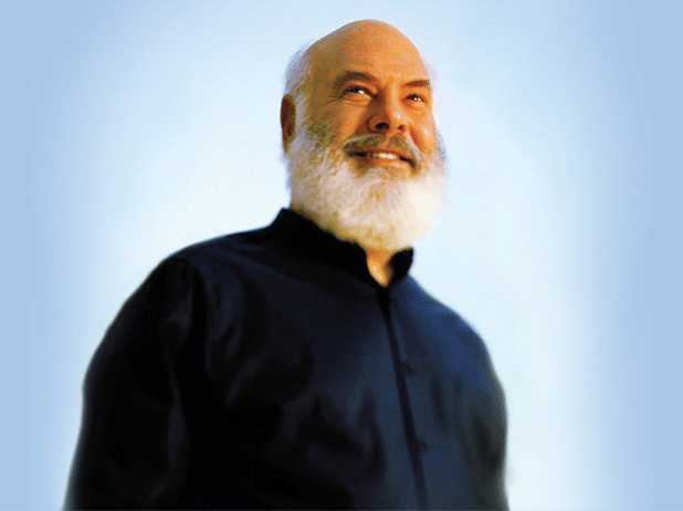 Photo of Dr Andrew Weil