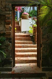 opendoor 200x300